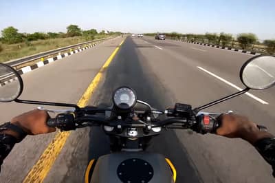 article, autos, cars, ram, royal enfield scram 411 vs bajaj pulsar rs 200. which bike is quicker off-the line?