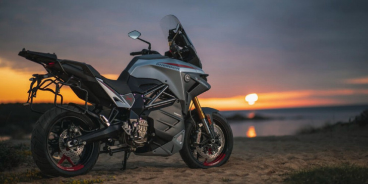 energica presents electric touring motorcycle