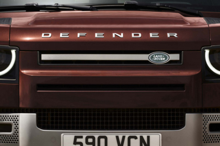 preview: 2023 land rover defender 130 revealed with up to 8 seats, $69,350 price tag