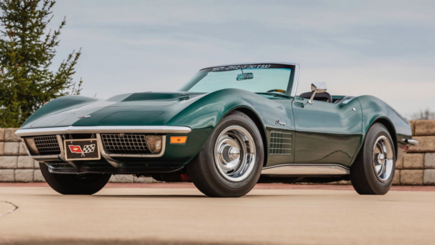 autos, cars, auctions, chevrolet corvette news, chevrolet news, classic cars, convertibles, sports cars, vnex, one of only two corvette zr2 convertibles built heads to auction