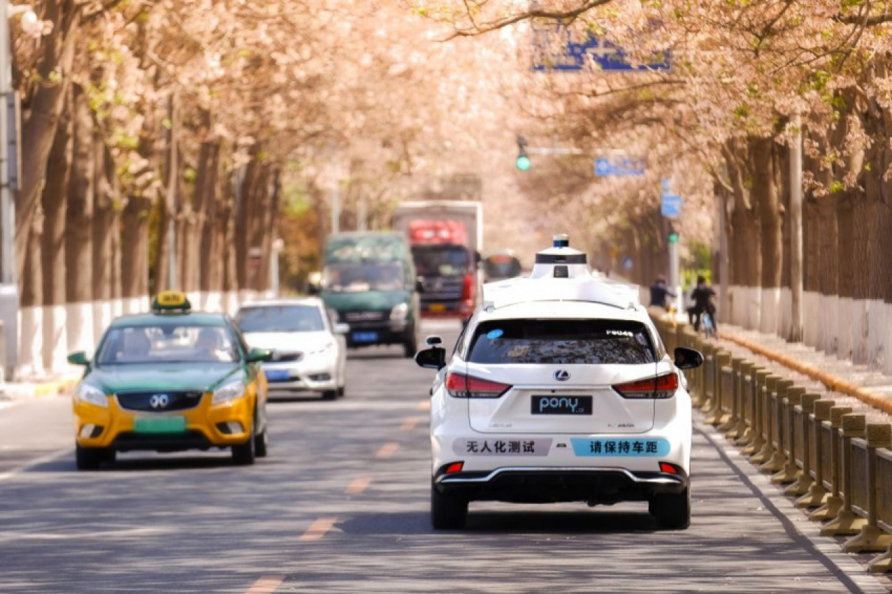 autos, baic, cars, beijing, two chinese driverless robotaxi services approved in beijing