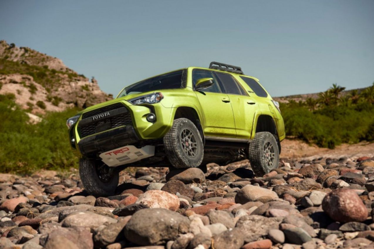 autos, cars, ford, toyota, 4runner, android, explorer, ford explorer, android, the 2022 ford explorer just outranked the toyota 4runner