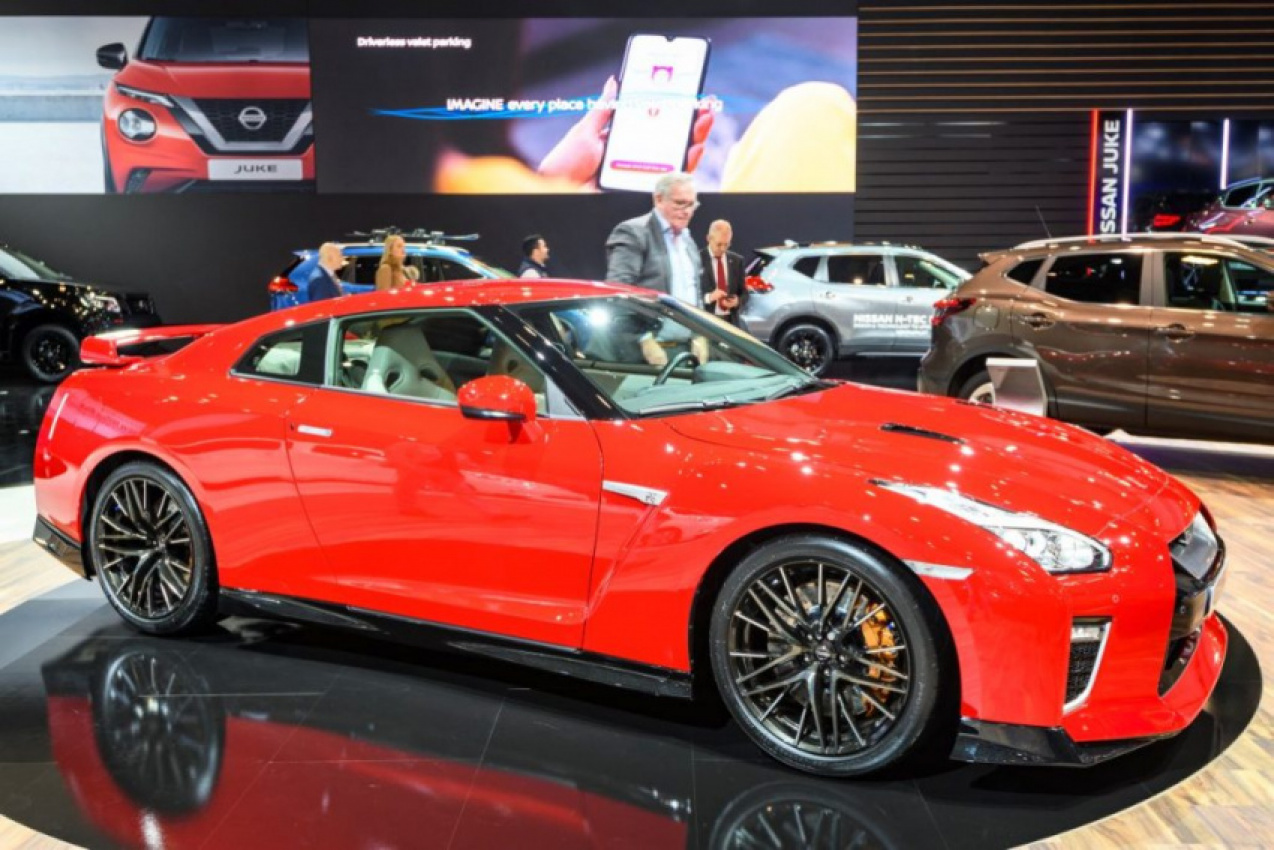 autos, cars, nissan, nismo, is the 2022 nissan gt-r nismo really worth over $200k?