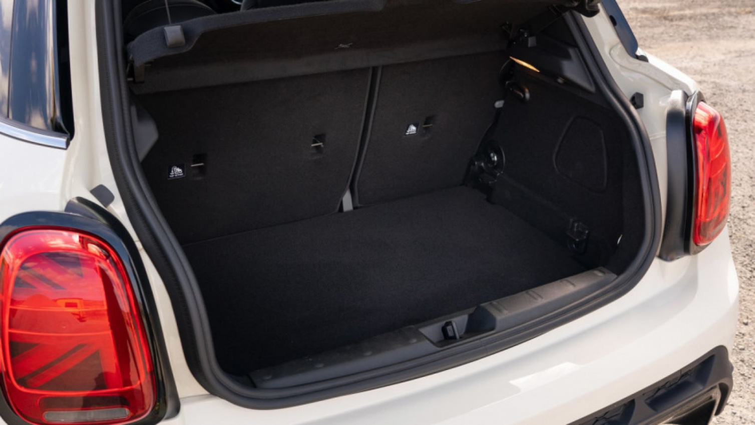 autos, cars, mini, reviews, 5-door hatchback, family hatchbacks, mini 5-door hatchback review