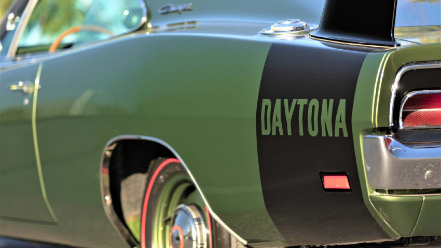 autos, cars, dodge, features, vnex, world's rarest 1969 dodge daytona is poised to break auction record