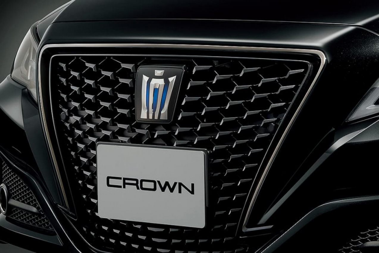 autos, cars, reviews, toyota, car news, crown, new toyota crown emblem trademarked for oz