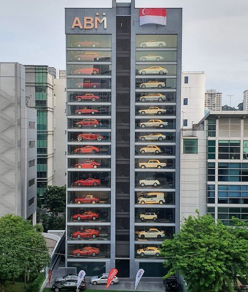autos, cars, auto news, autobahn motors, bmw, car dealer, car vending machine, hyundai ioniq 5, lamborghini, porsche, selling cars, singapore, the most expensive vending machine in the world - selling luxury cars!
