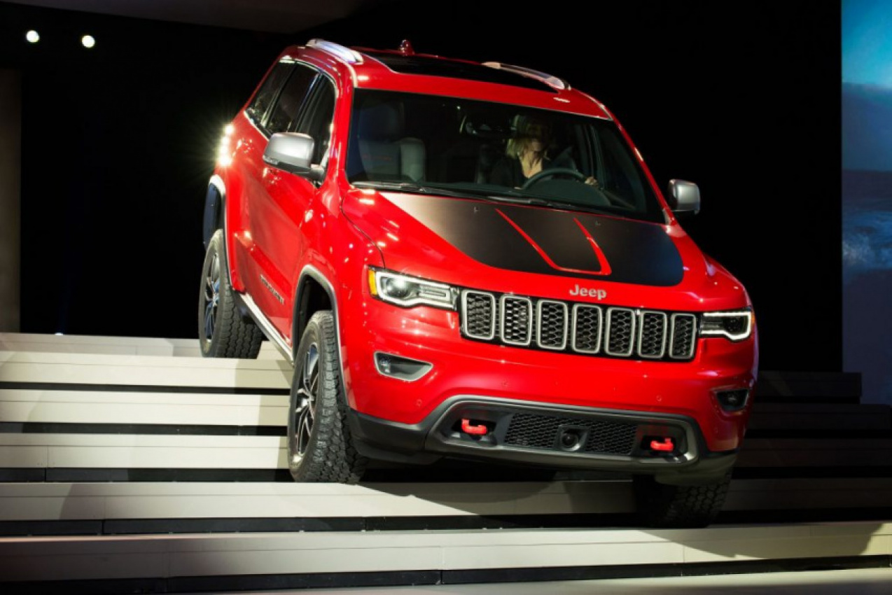 autos, cars, jeep, android, cherokee, compact, consumer reports, jeep cherokee, vnex, android, why is the 2022 jeep cherokee in last place?
