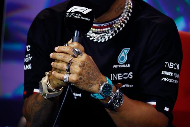 autos, cars, news, lewis hamilton wears 3 watches and 8 rings in response to fia jewelry ban