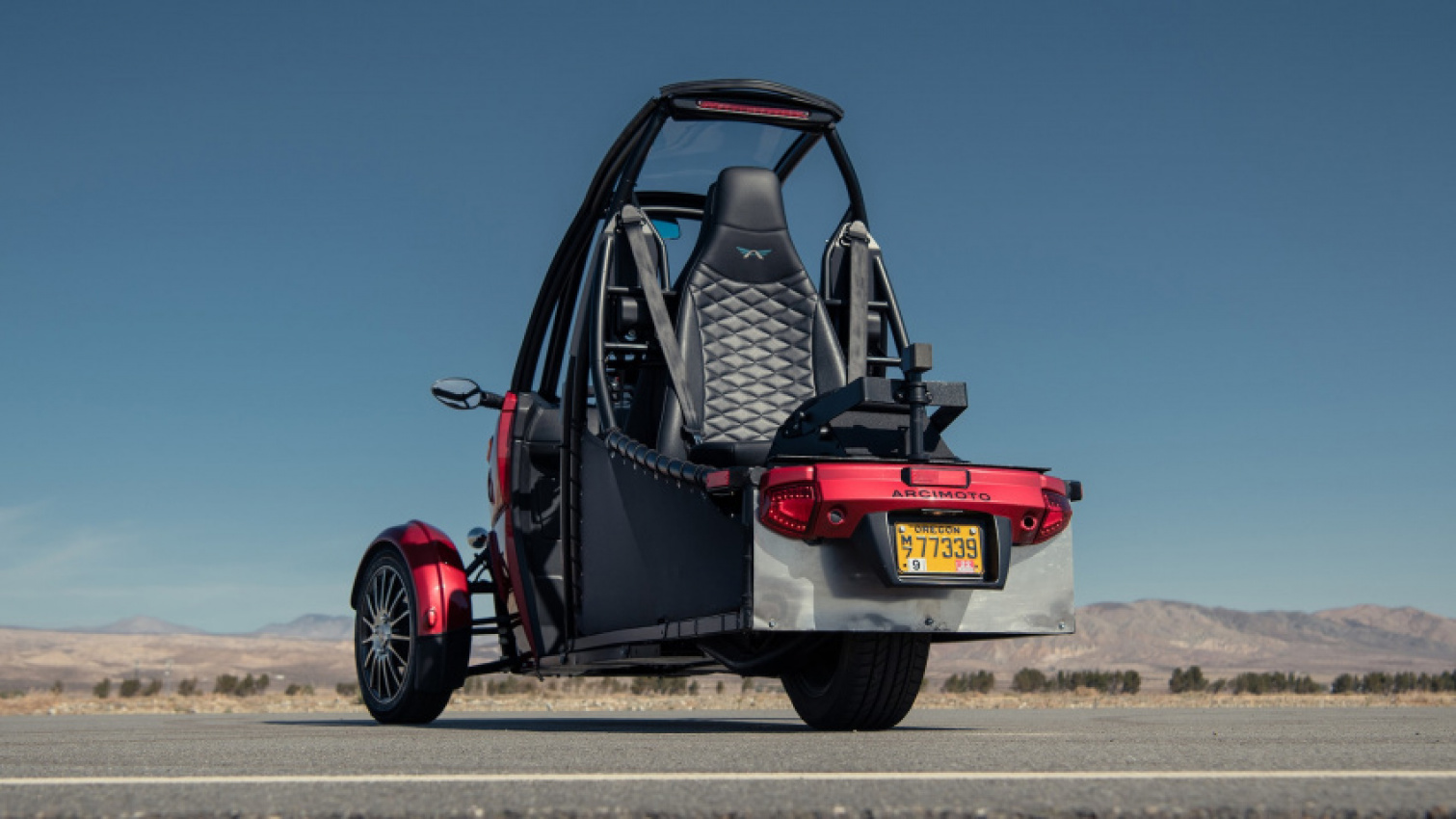 autos, cars, reviews, vnex, arcimoto cameo first test review: is this the perfect camera car?