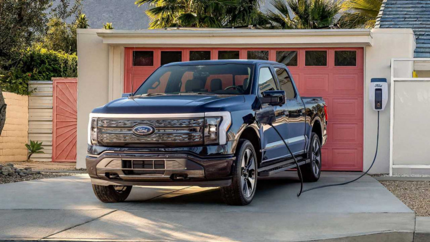 autos, cars, evs, ford, ford dealer memo: $25k fine for selling f-150 lightning demos early