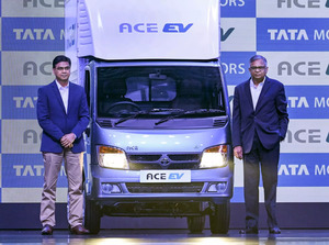 auto, car, auto industry india, commercial vehicles, fuel pricces, tata motors, tata motors news, cv industry to see double-digit growth this fiscal: tata motors