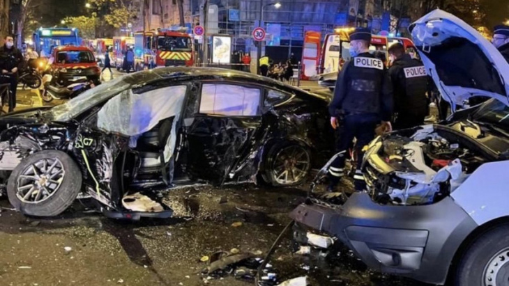 tesla model 3 taxi cab accident hurts about 20 people in paris due to braking issues