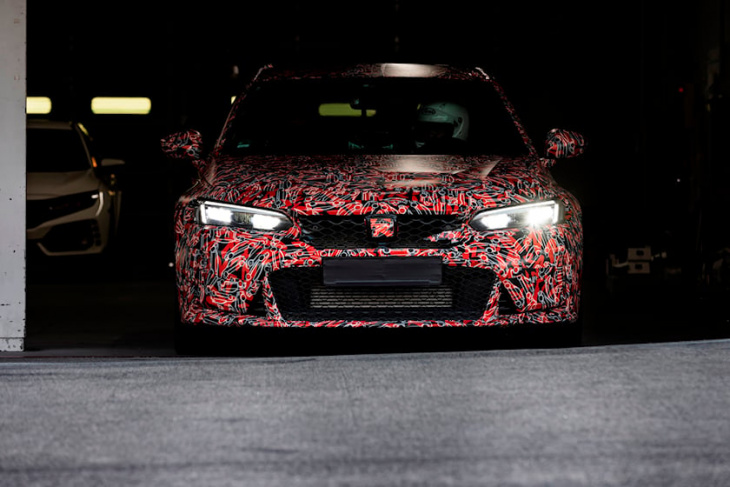 honda benchmarks old civic type r for new model