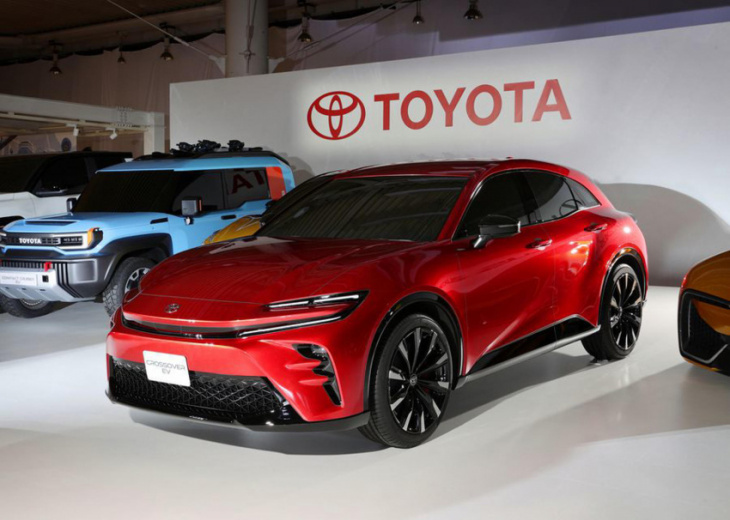 toyota teases slick electric sports cars in major ev preview