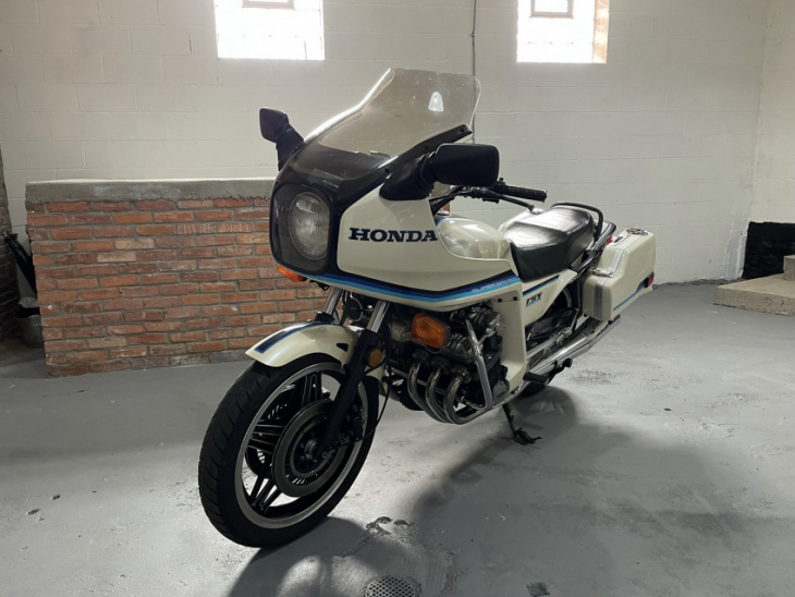 this handsome 1982 honda cbx1000 adds japanese seasoning to the sport-touring recipe