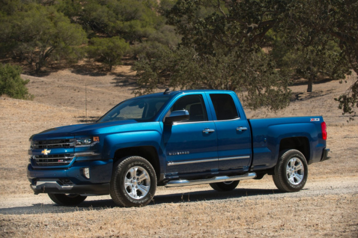 2015-2016 chevrolet silverado and gmc sierra recalled for airbag issue
