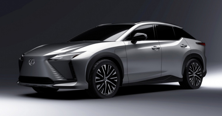toyota to introduce 30 new bevs by 2030, lexus will be fully electric by 2035
