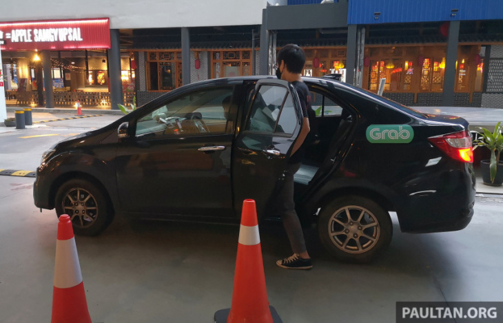 airasia ride vs grab first impressions in malaysia – which ride hailing service is cheaper and faster?