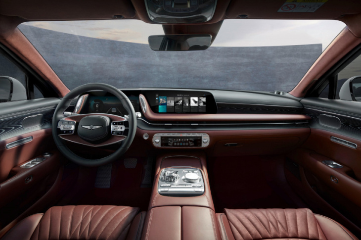 2023 genesis g90 flagship has a fittingly luxurious interior