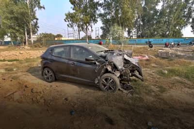 this wrecked tata altroz shows the importance of safety and a 5 star rated car