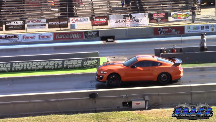 this ford mustang is allegedly the quickest stock pulley gt500 down the 1/4 mile