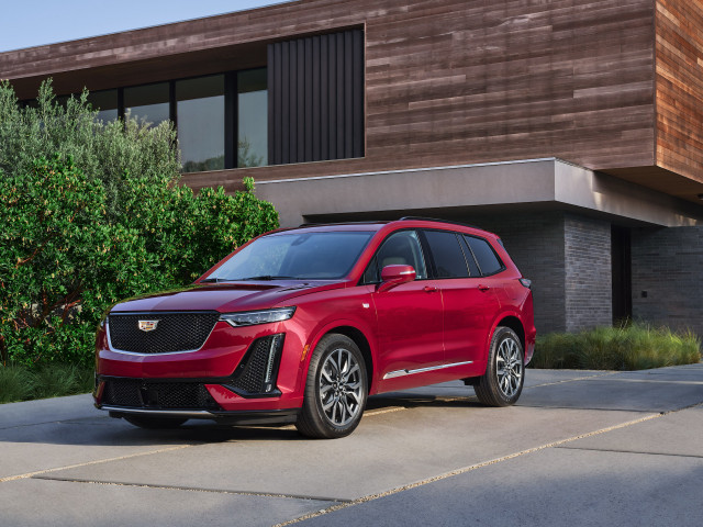 what's new for 2022: cadillac