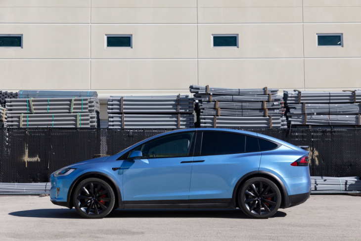 check out this tesla model x 'stormtrooper' in jetstream blue