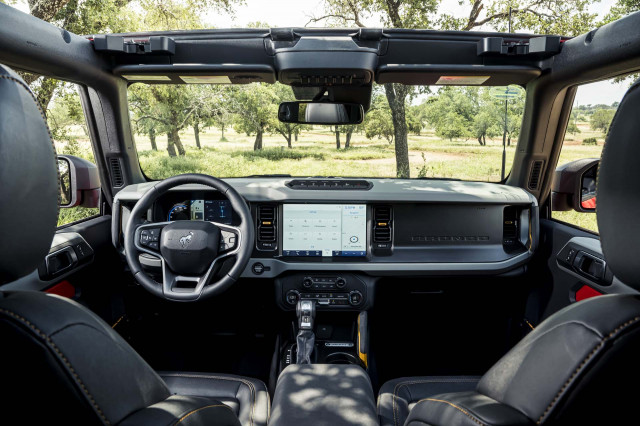 2021 ford bronco vs. 2021 jeep wrangler: compare suvs