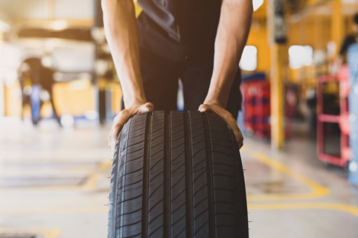 tires: fastest & easiest way to tell a quality used car from a lousy one