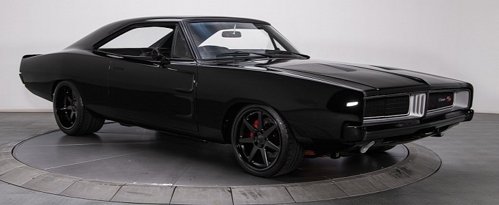 1969 dodge charger “the beast” flaunts 528 hemi v8 with 600 hp, it’s all custom