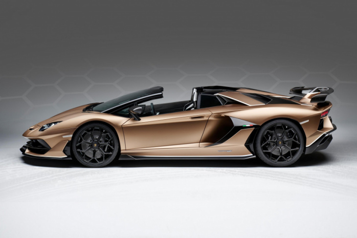 lamborghini screwed up during aventador production, recall issued in the u.s. and globally
