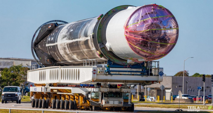 spacex schedules three falcon 9 launches in four days