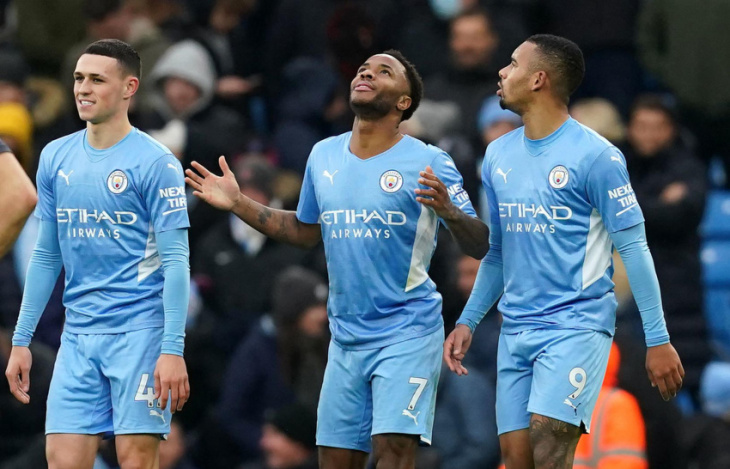sterling's ability to 'never give up' behind resurgence at manchester city, says guardiola