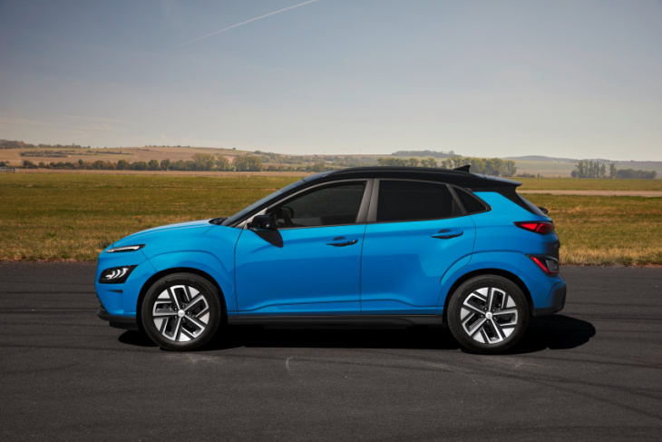 hyundai kona electric launching in malaysia soon – three tax-free variants; priced from under rm150k!