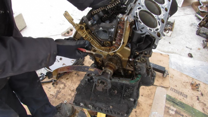 bmw m62 engine teardown reveals utter carnage