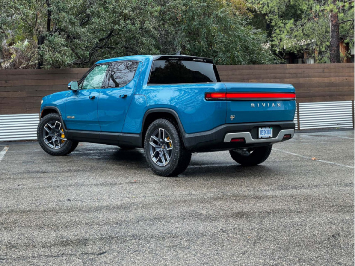 android, rivian r1t: motor authority best car to buy 2022 nominee