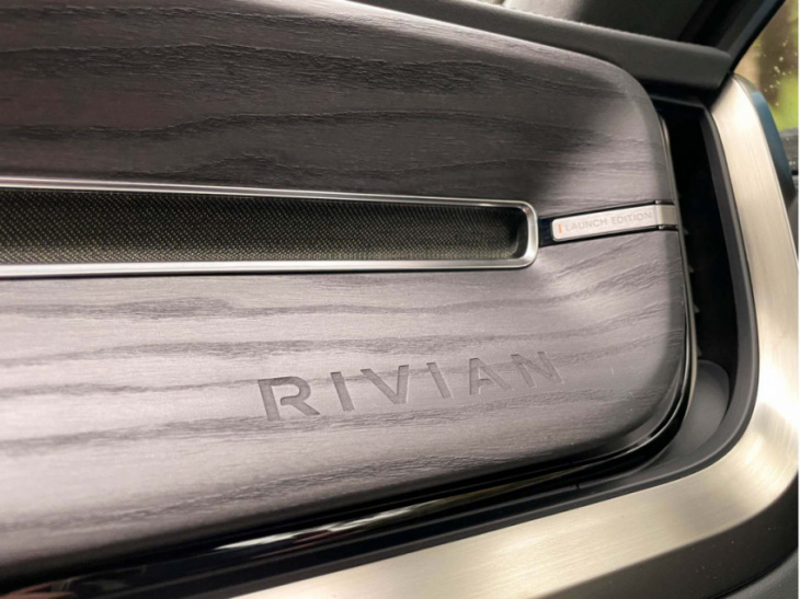 android, rivian r1t: motor authority best car to buy 2022 nominee