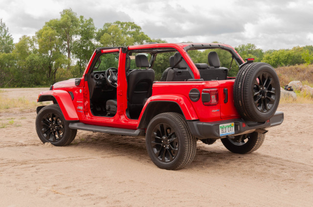 review update: 2021 jeep wrangler unlimited sahara 4xe moves an icon into the future