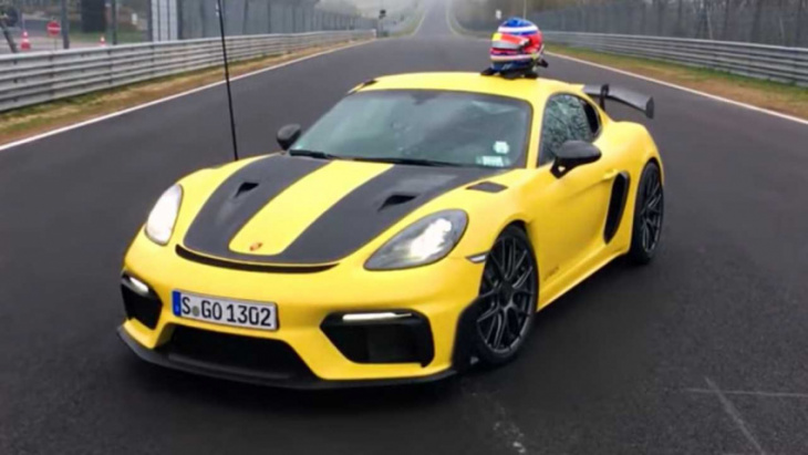 watch porsche 718 cayman gt4 rs do quick lap around the nuburgring