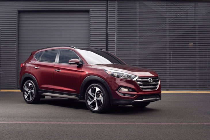hyundai expands fire risk recall to tucson and sonata hybrid