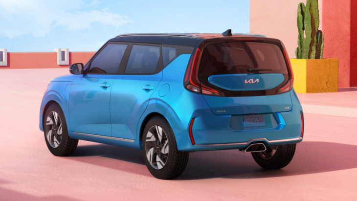 the 2022 kia soul ev facelift could look a bit like this