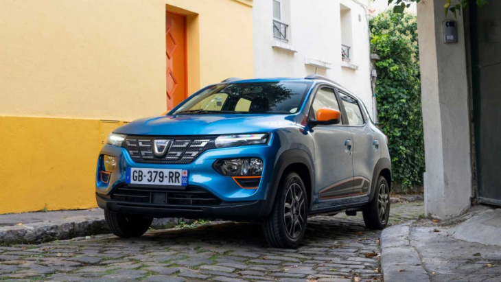 france: plug-in market share climbs to 23.4% in november 2021