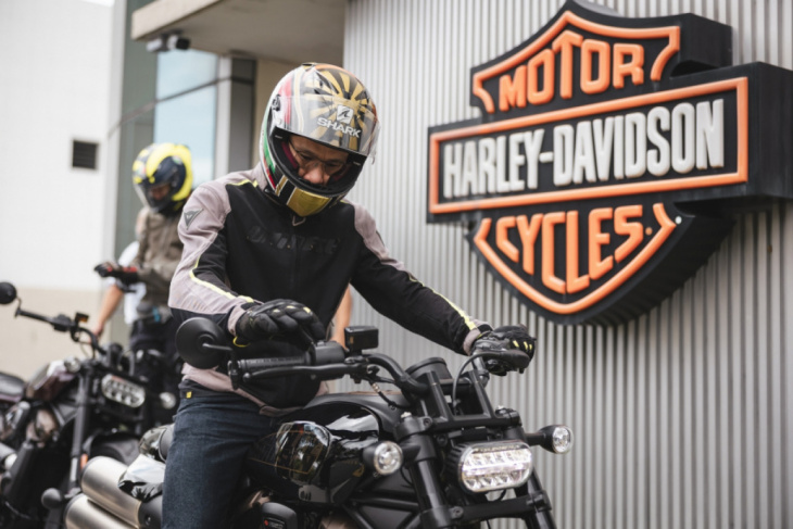 sport classic : 2022 harley-davidson sportster s launched in singapore