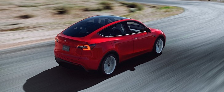 tesla will not honor retroactive full self-driving pricing for discontinued models