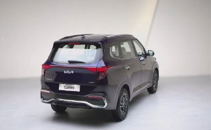 android, kia carens three-row mpv makes global debut in india