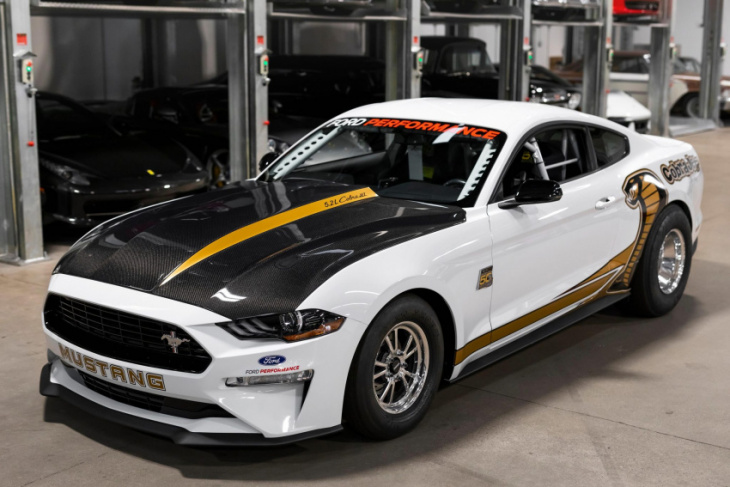 this ford mustang cobra jet 50th anniversary drag racer means business