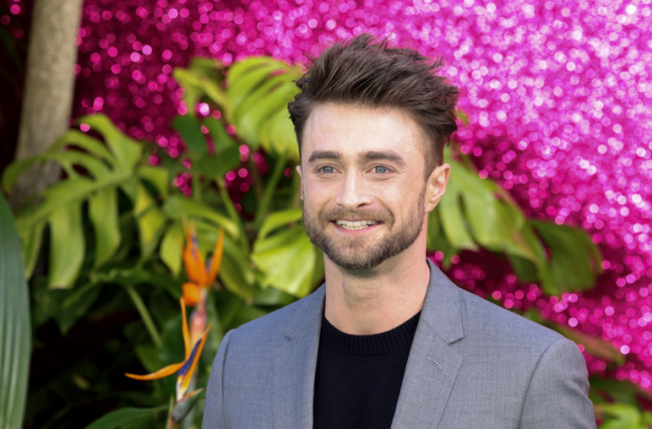 daniel radcliffe upgraded from a $5,000 fiat punto to a $250k lamborghini huracán
