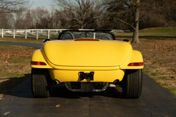 the plymouth prowler still looks quite odd but this one has a 6.1-liter hemi v8