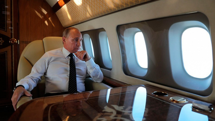 poor putin had to moonlight as taxi driver to make ends meet